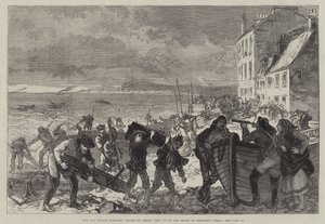 O desastre da ponte de Tay, pedaços de destroços lançados na praia de Broughty Ferry